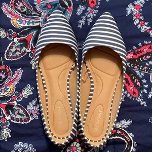 Lane Bryant navy and white stripped flats